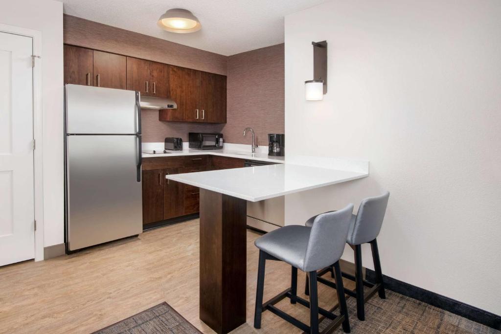 Sonesta ES Suites Atlanta Kennesaw Town Center image 12