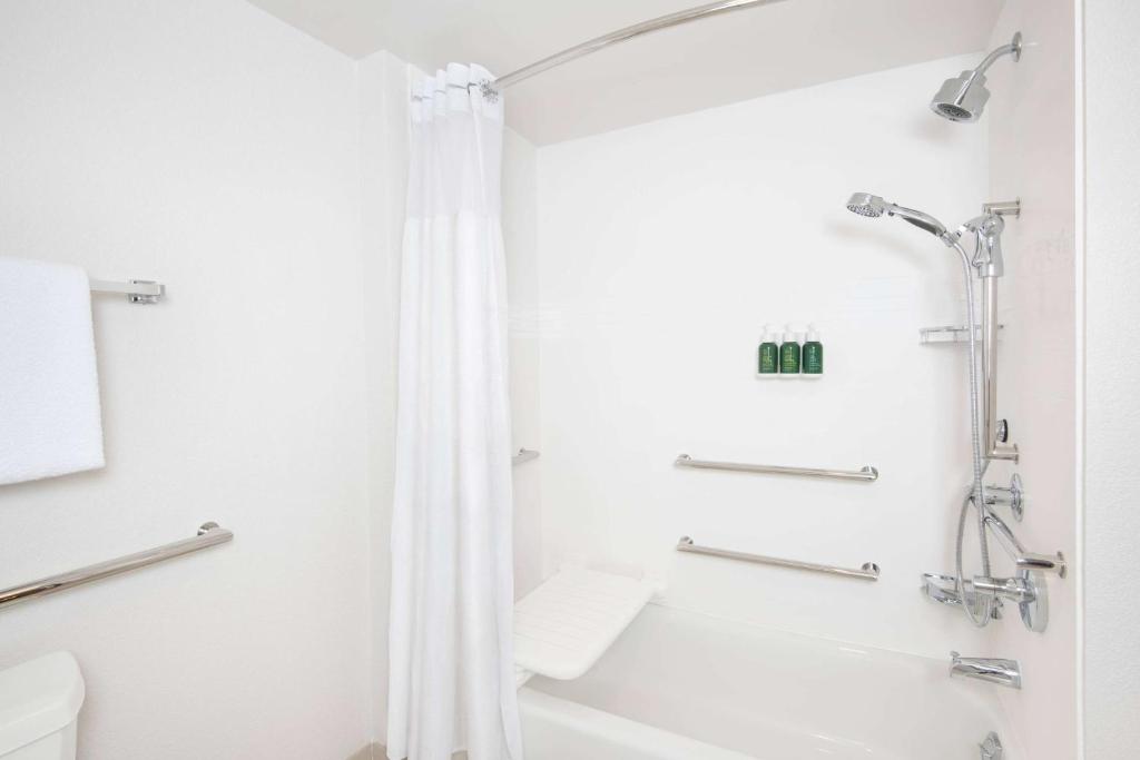 Sonesta ES Suites Atlanta Kennesaw Town Center image 17