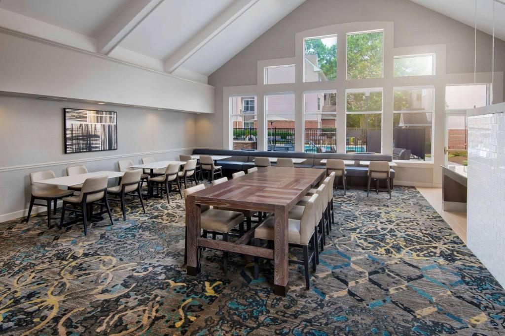 Sonesta ES Suites Atlanta Kennesaw Town Center image 18