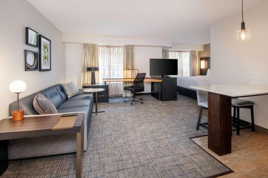 Sonesta ES Suites Atlanta Kennesaw Town Center image 9